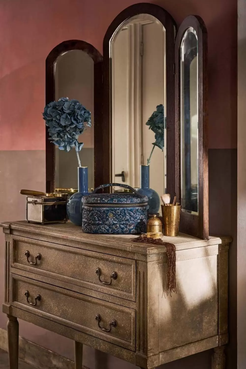 Image of Cyrille Cosmetic Bag