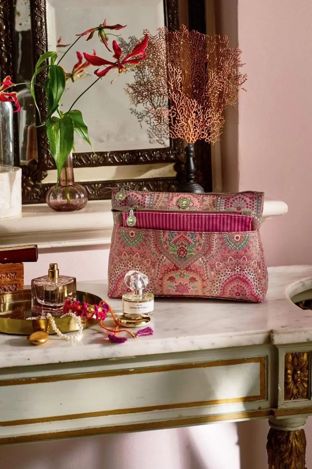 Imagine pt. Purse Cooper Medium Jabali Cosmetic Bag