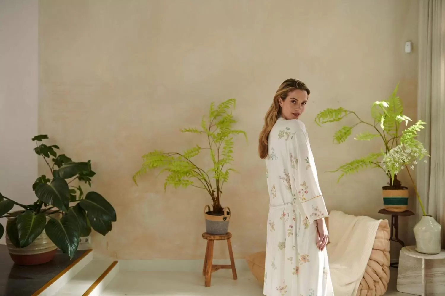 Naomi Blossom Chique Kimono