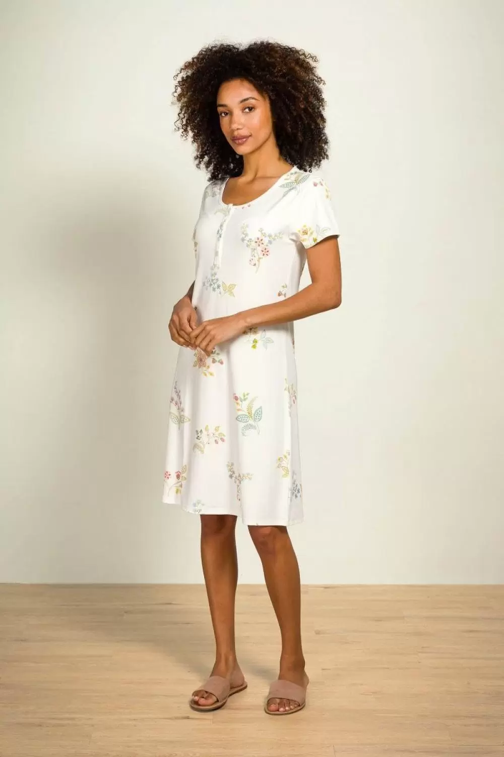 Image of Dewi Blossom Chique Shirt
