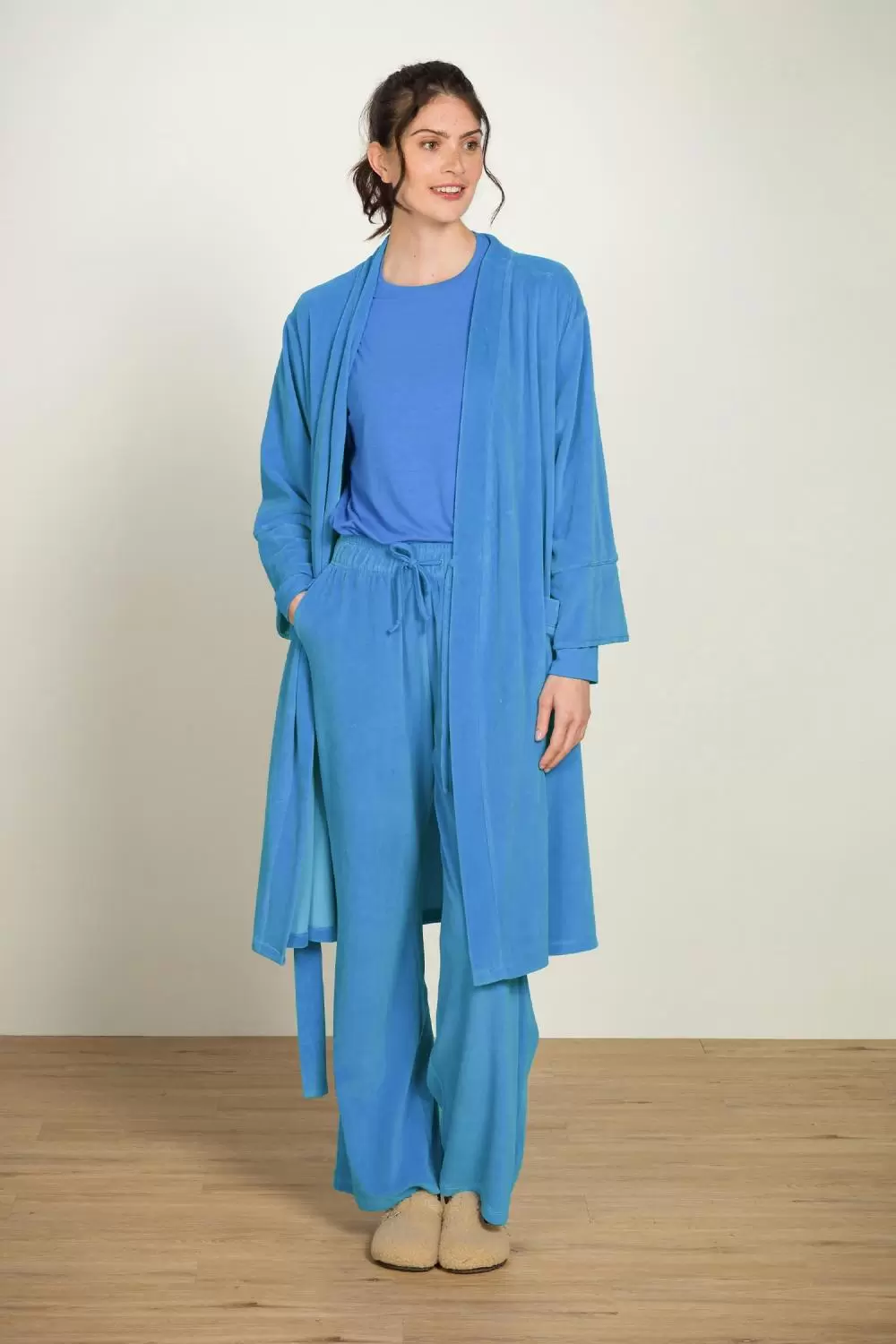 Image of Naiomi Velvet Kimono