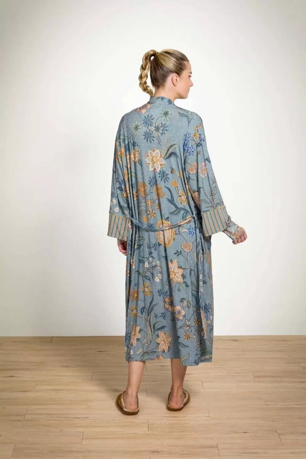 Image of Noa Safari Bloom Kimono