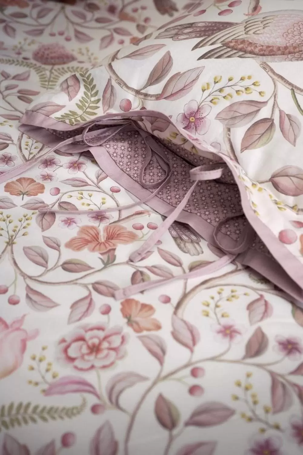 Image of Garden of Dove Cushion