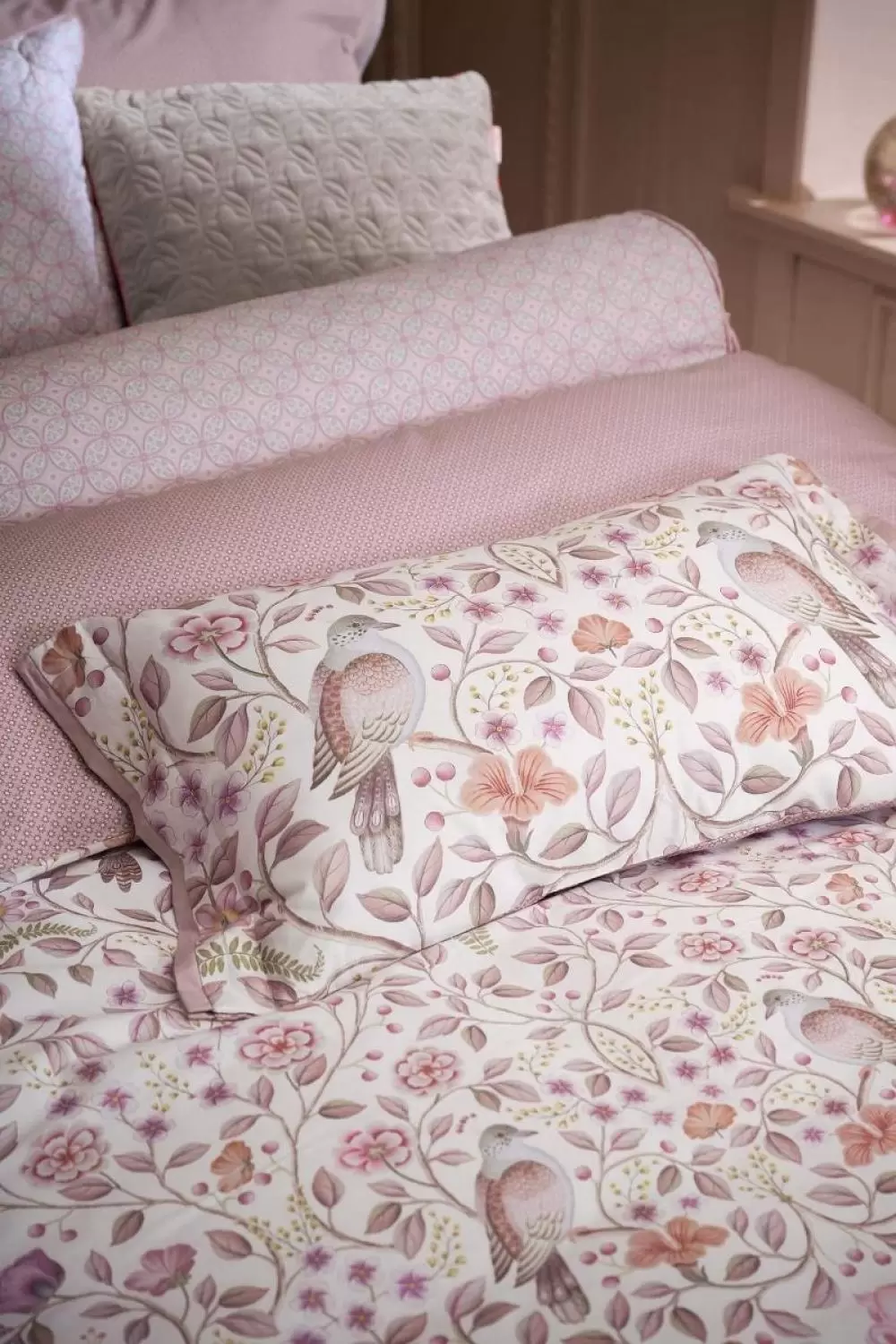 Image of Garden of Dove Cushion