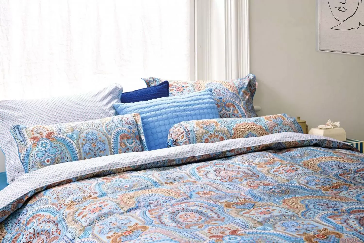 Image of Jabali Flower Cushion