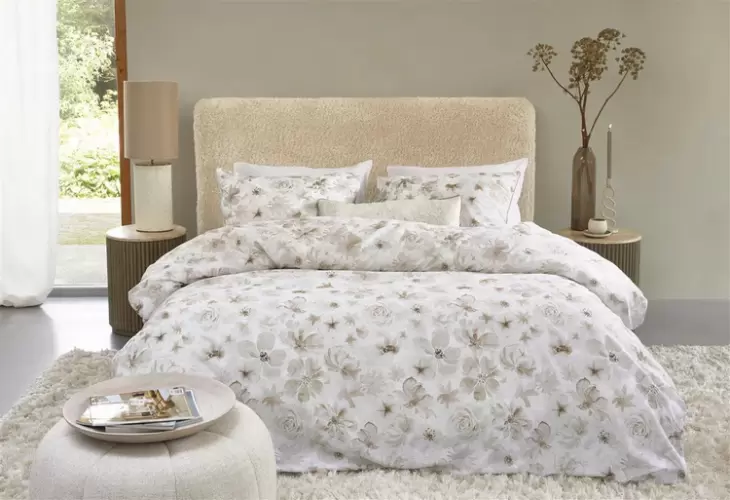 Flowing Flowers Sheets Bedding