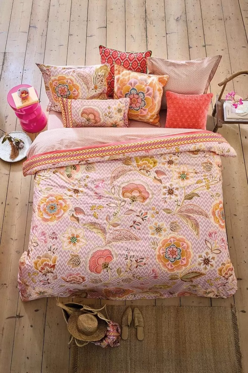 Image of Hakuna Cushion