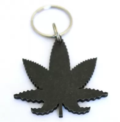 Походный брелок Bottle Opener - Cannabis Leaf