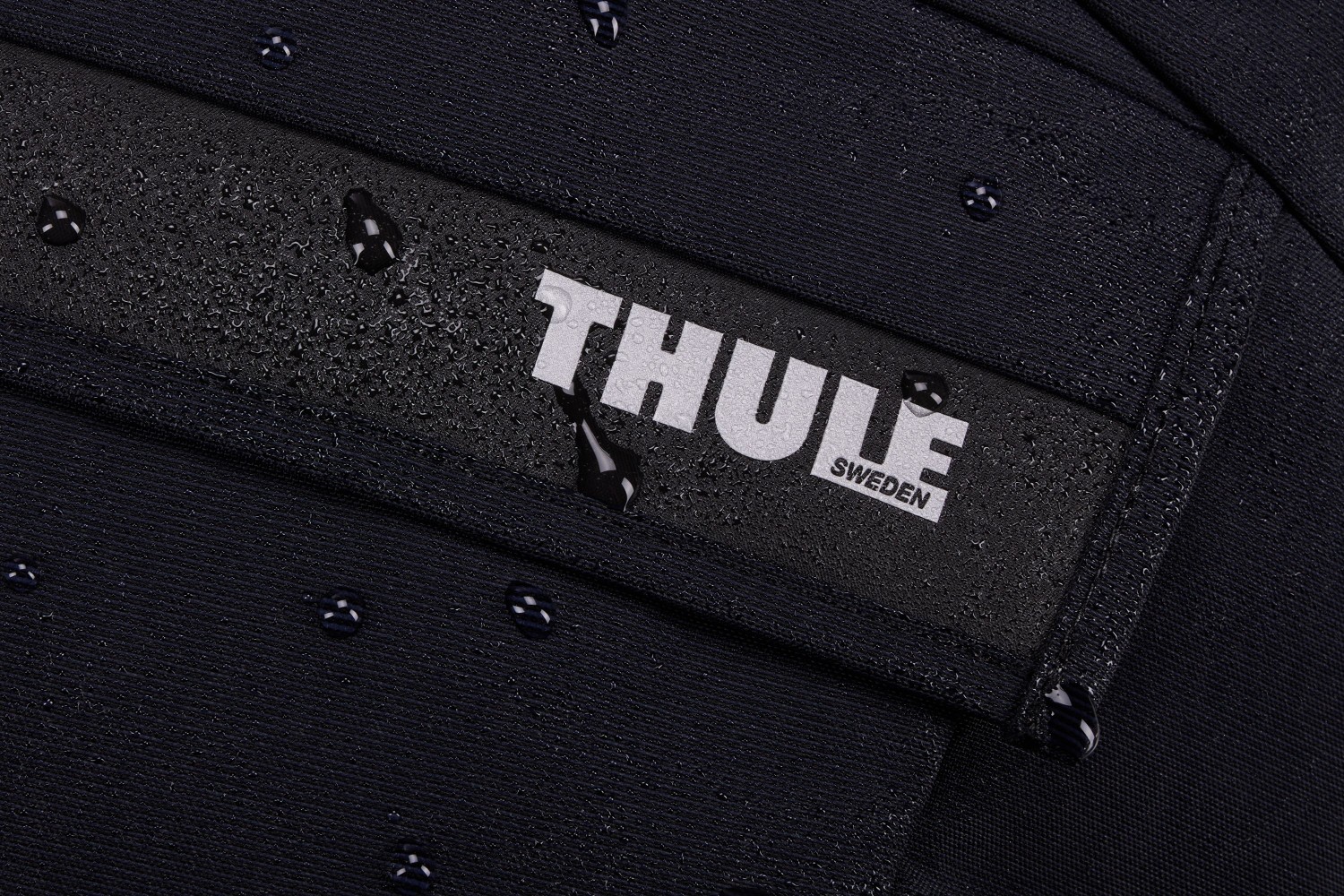 Thule Paramount Crossbody 14L Black