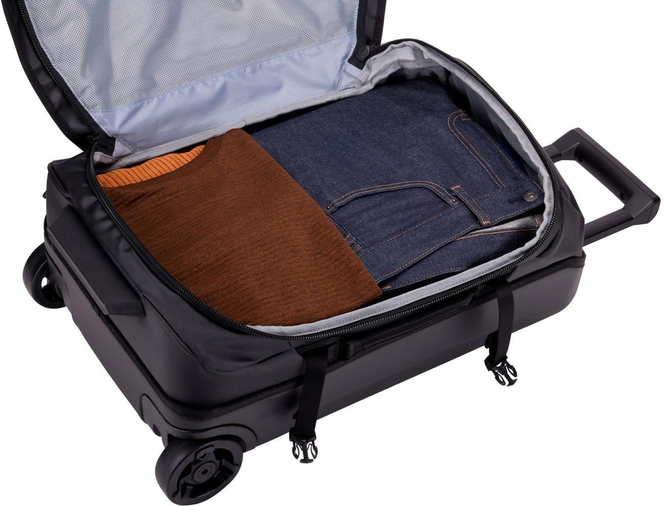 Thule Chasm Carry On