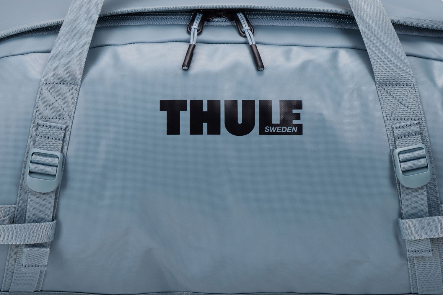 Thule Chasm 70L duffel