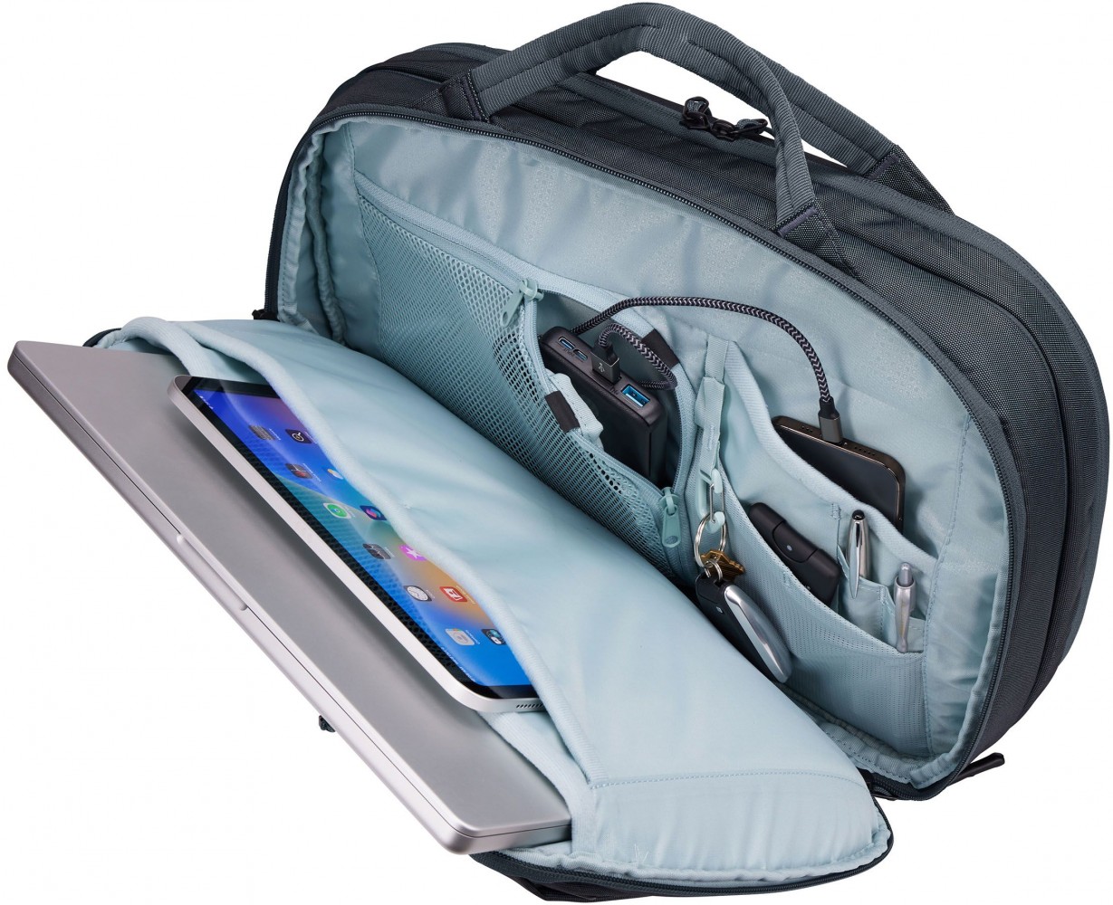 Thule Subterra Hybrid Travel Bag