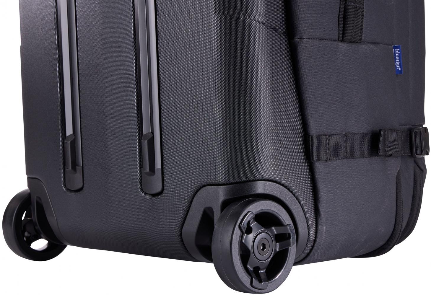 Thule Aion wheeled duffel 70cm/28