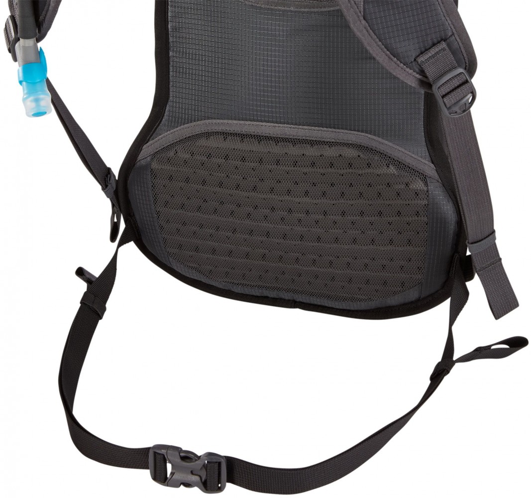 Thule UpTake 12L integrated waist strap